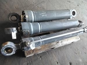 Liebherr Vérin de levage